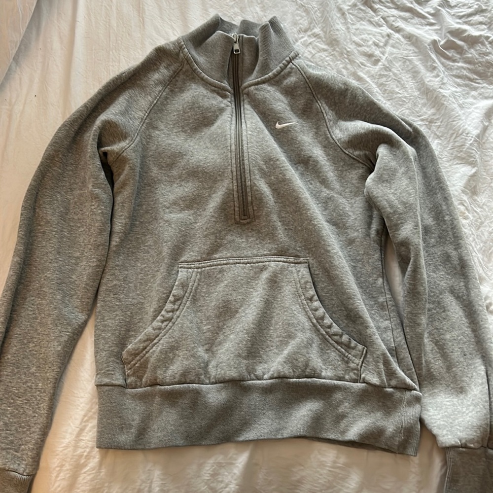 Nike 1/4 zip pull over S